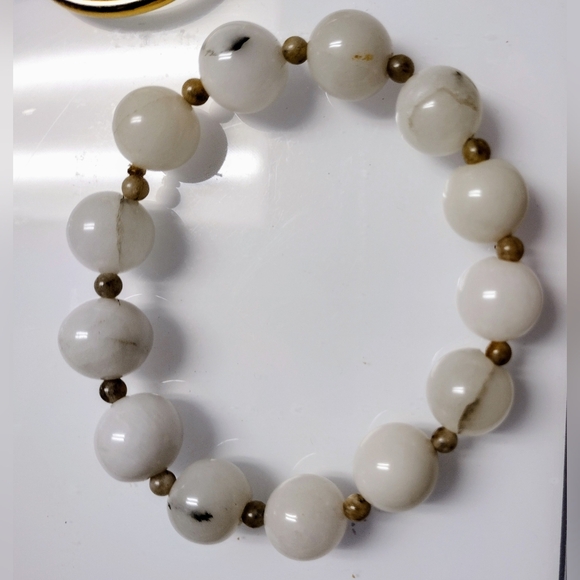 Kinsley armelle designer bracelet set - Picture 10 of 15